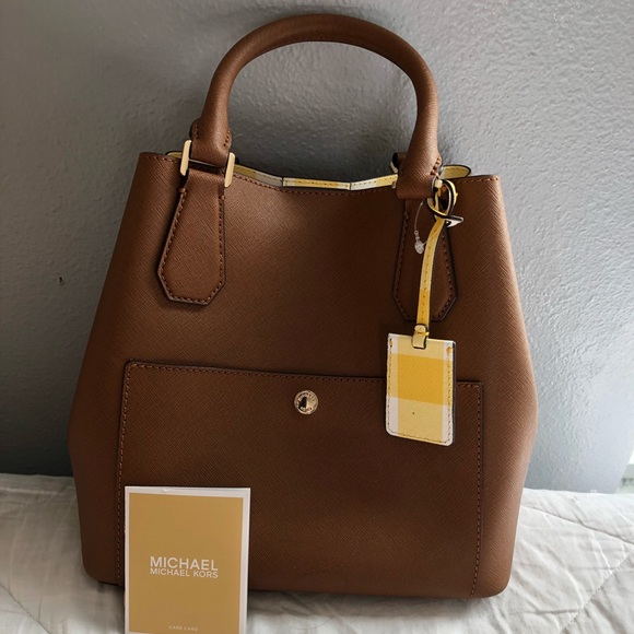 BRAND NEW!! Michael Kors two-way purse - Picture 4 of 7